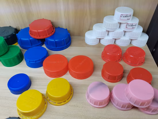 관례 16 24 32 48 96 구멍 애완 동물 예비적 형성품 관 목 병마개를 위한 플라스틱 주입 형