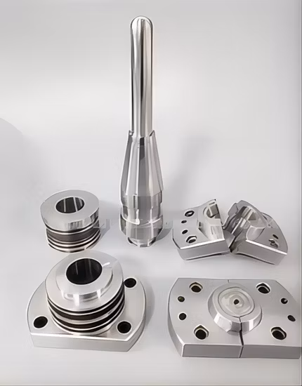 애완 동물 물병 예비적 형성품 사출 성형 기계, 핫 러너 플라스틱 예비적 형성품 금형